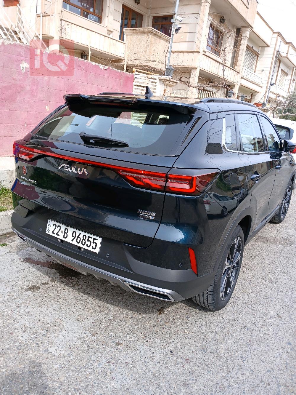 دونج فينج ايلوس هيوج